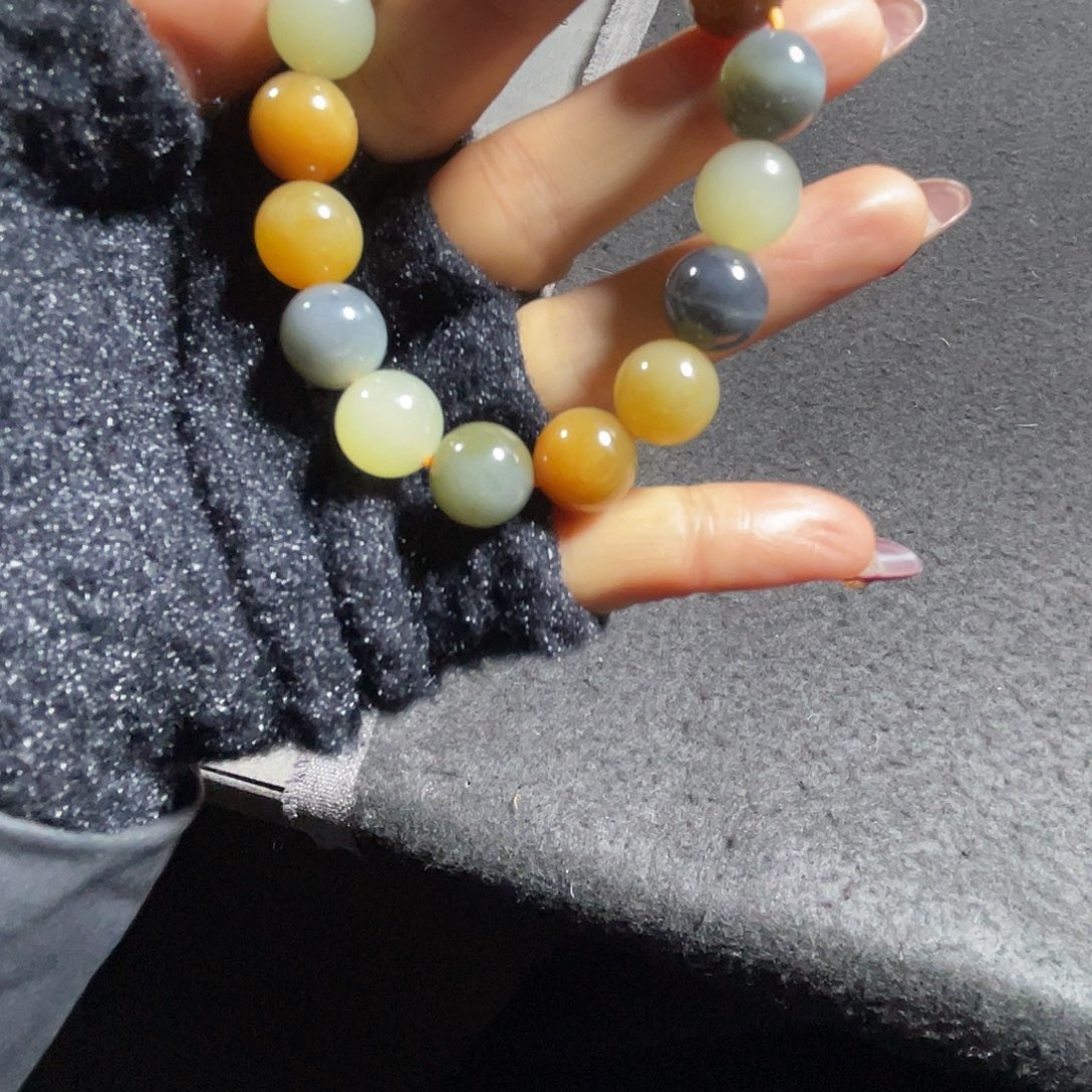 和田玉（糖玉）未镶嵌手链