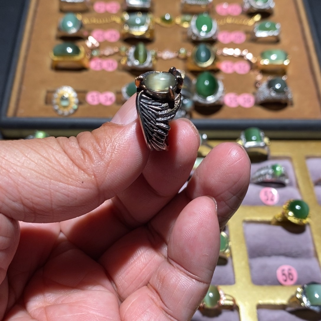 和田玉（碧玉）戒指未镶嵌