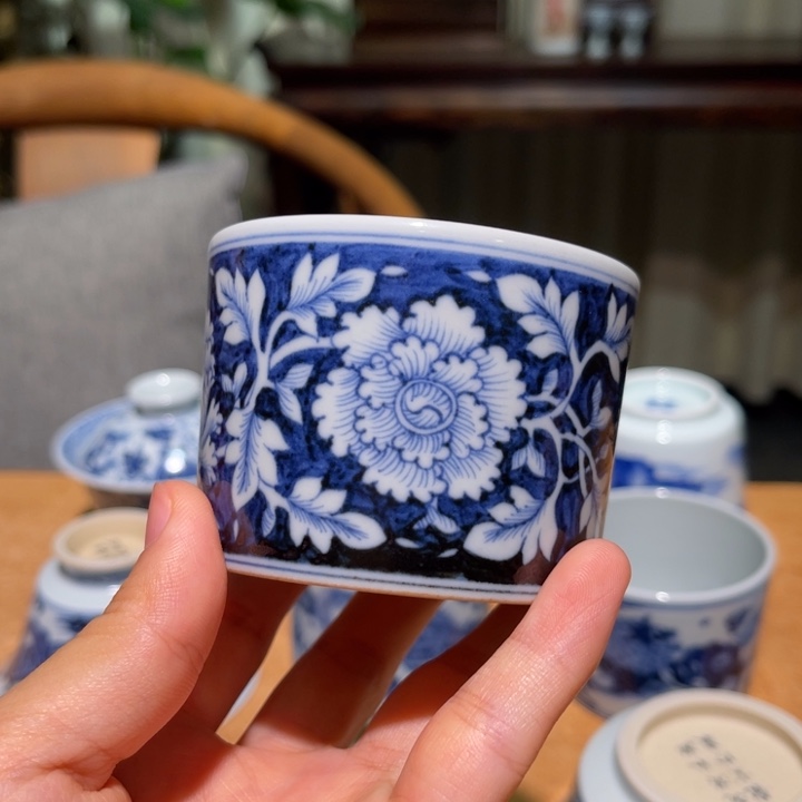 浣溪龙窑 元牡丹直壁杯