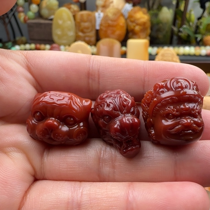 手***羊石英质玉未镶嵌配饰