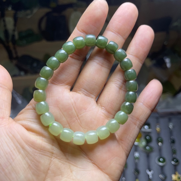 天然和田玉一刀切直切手链渐变色越戴越油润卡8