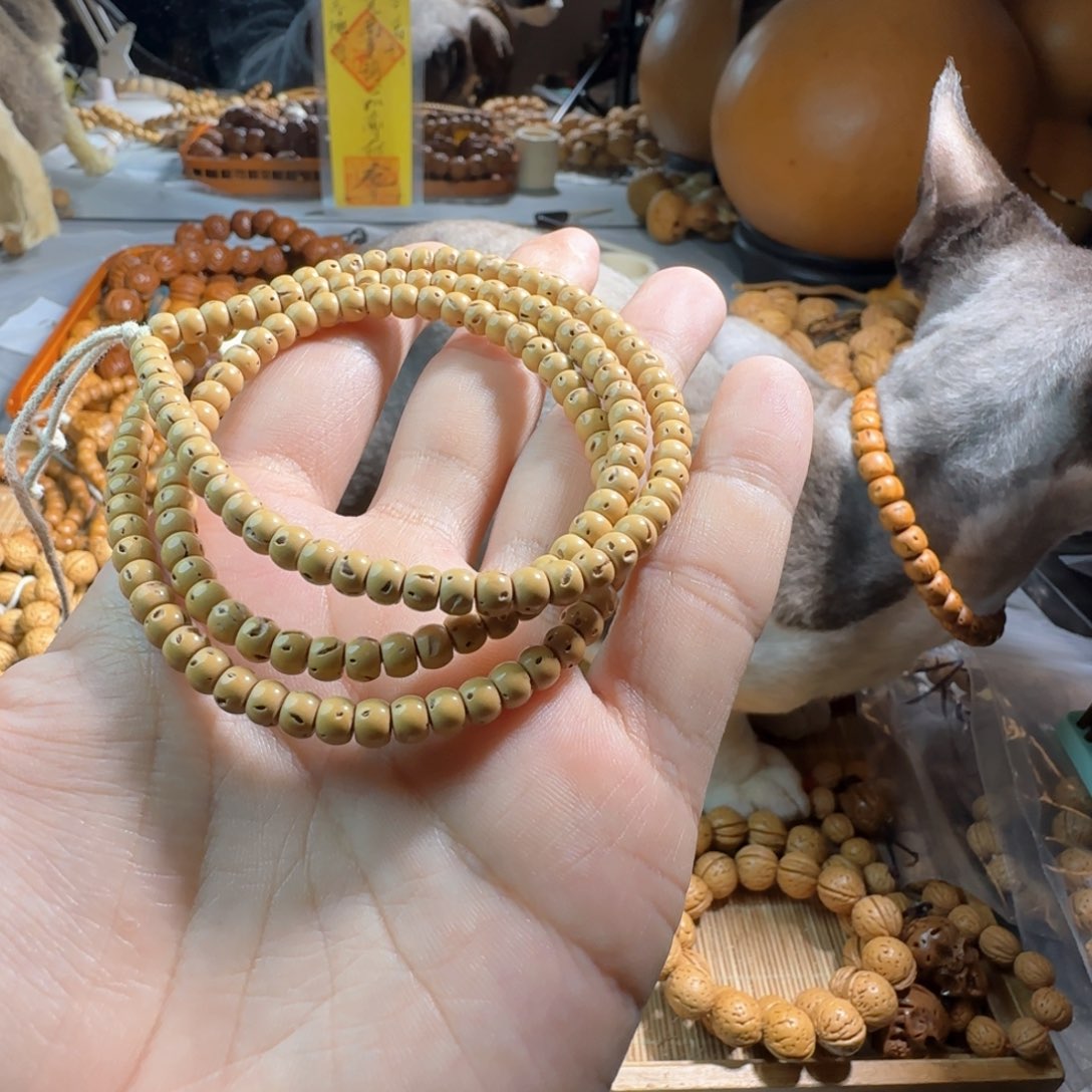核桃手串/手链O****n哈哈哈哈哈哈哈哈哈哈哈哈