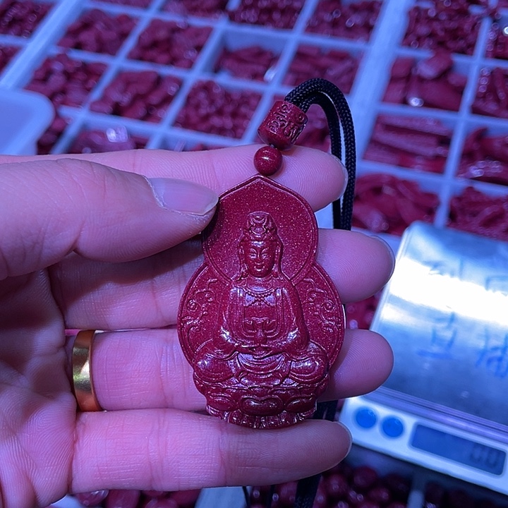 天然辰砂我***强观音吊坠