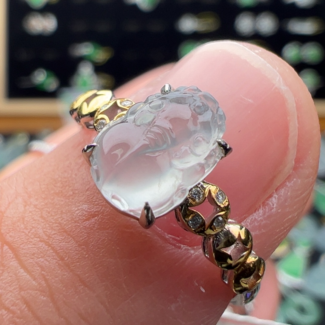 翡翠18K金镶嵌戒指貔貅8.2