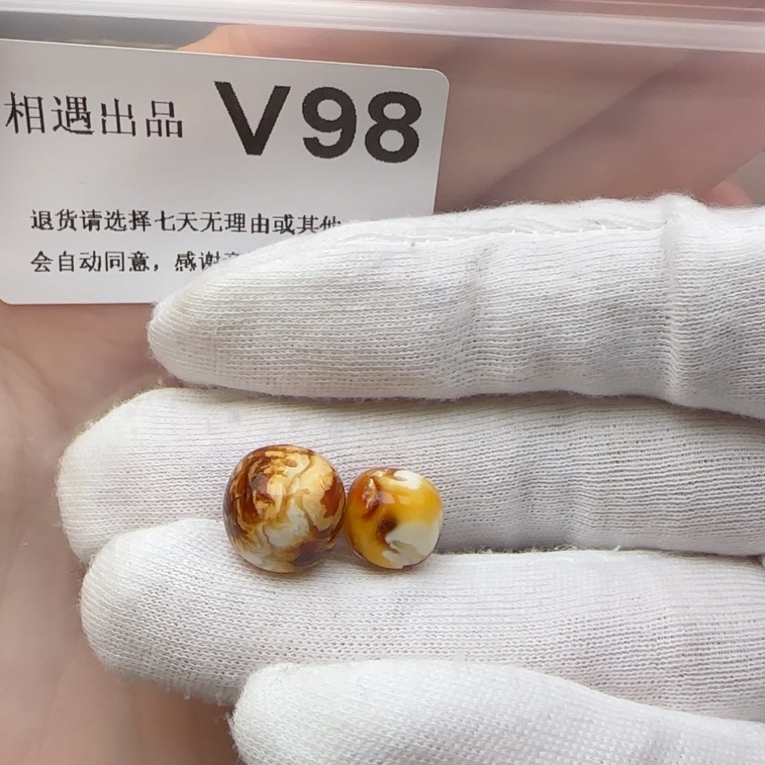 琥珀裸石未镶嵌一***丨琥珀蜜蜡