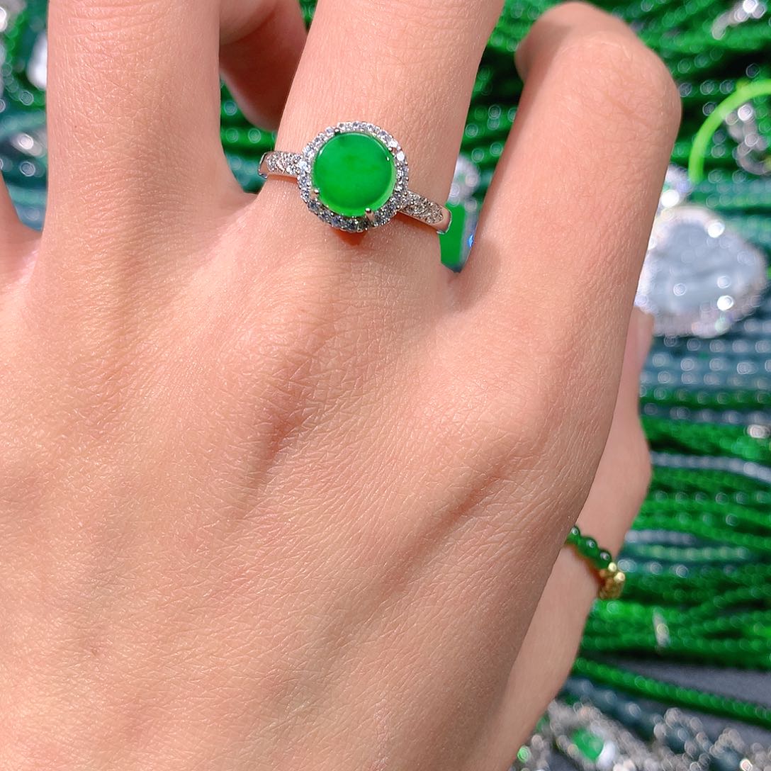 翡翠戒指未镶嵌天然翡翠