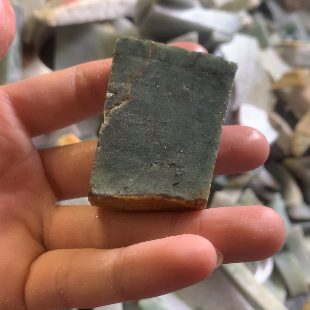 翡翠颈饰未镶嵌缅甸翡翠