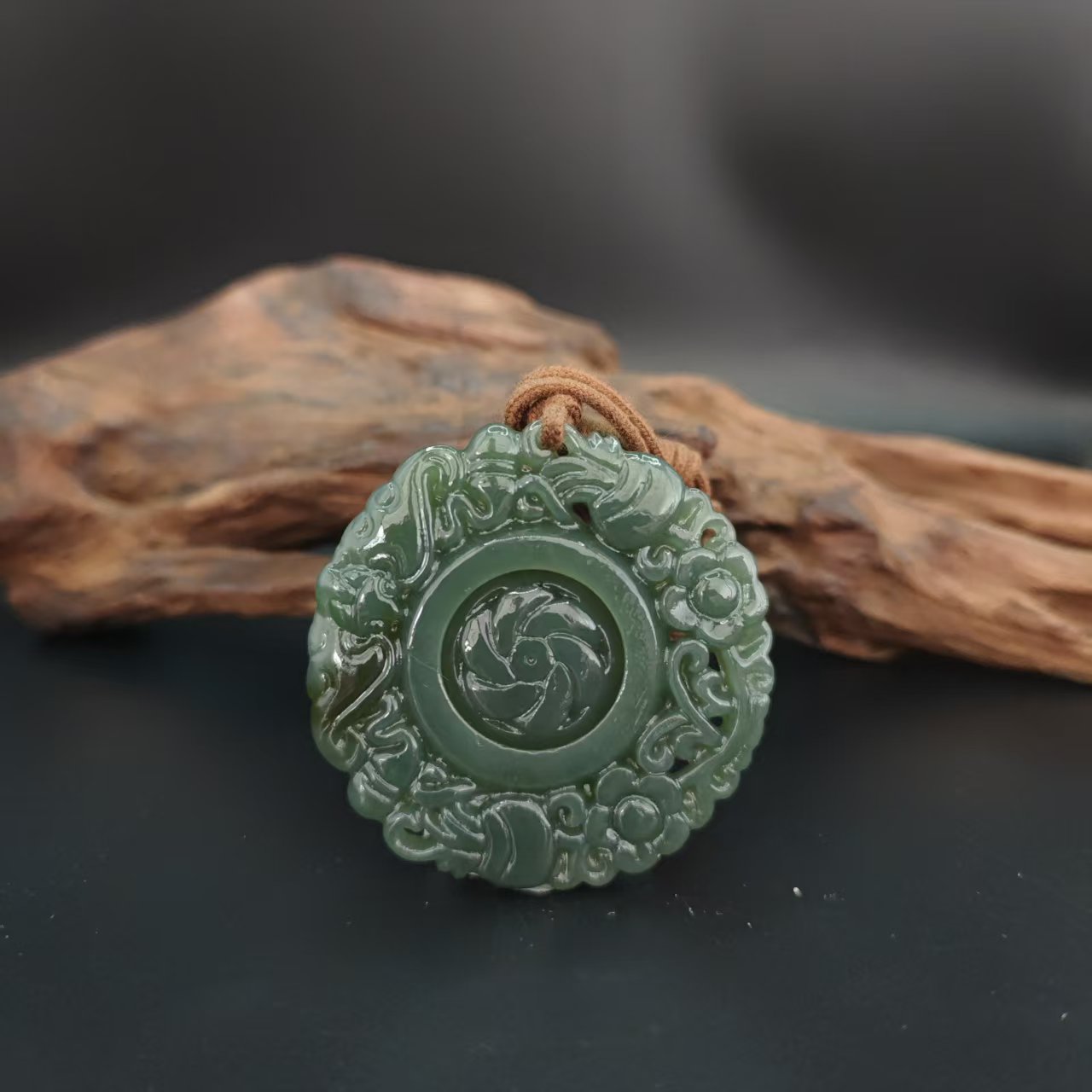 和田玉时来运转吊坠1111