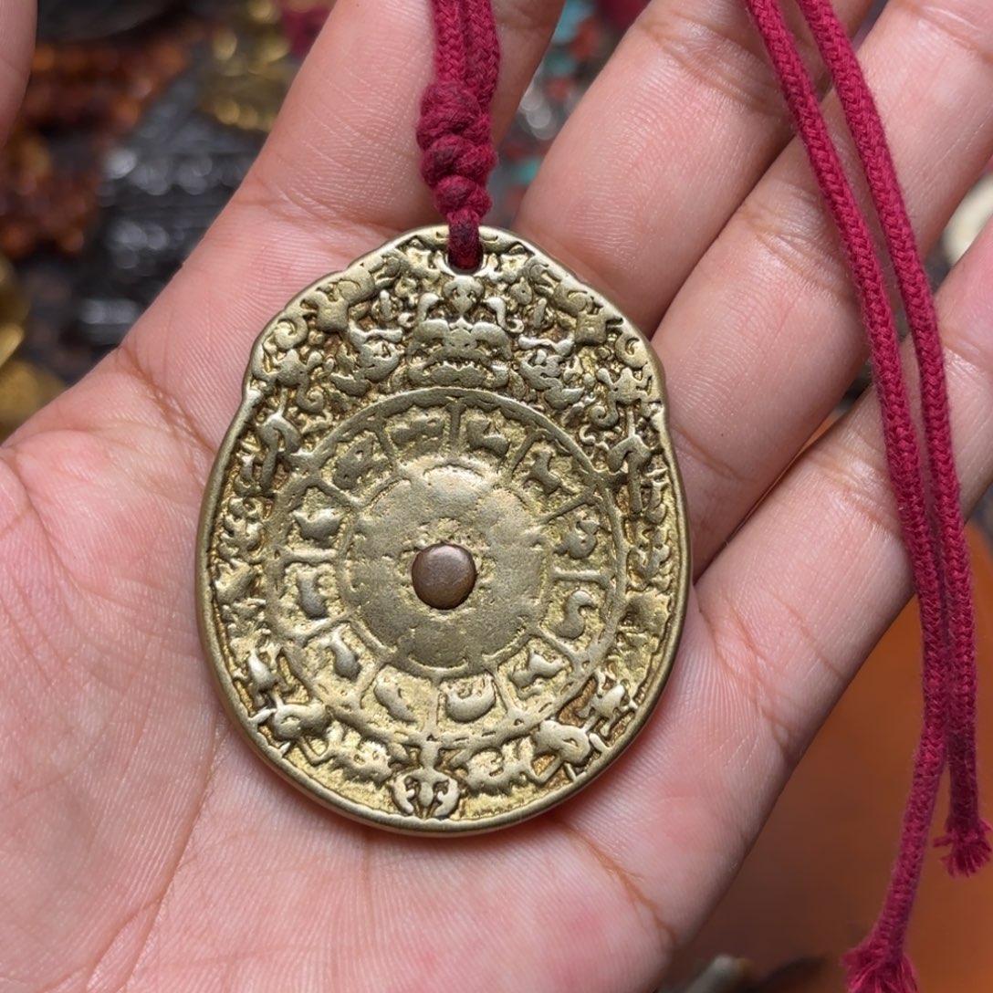 铜星月菩提吊坠项链