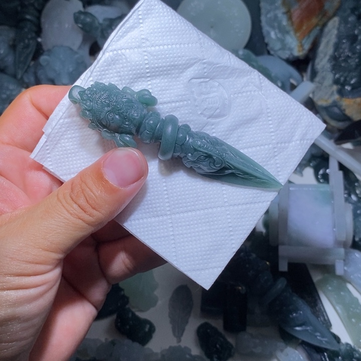 定制翡翠未镶嵌?**毛