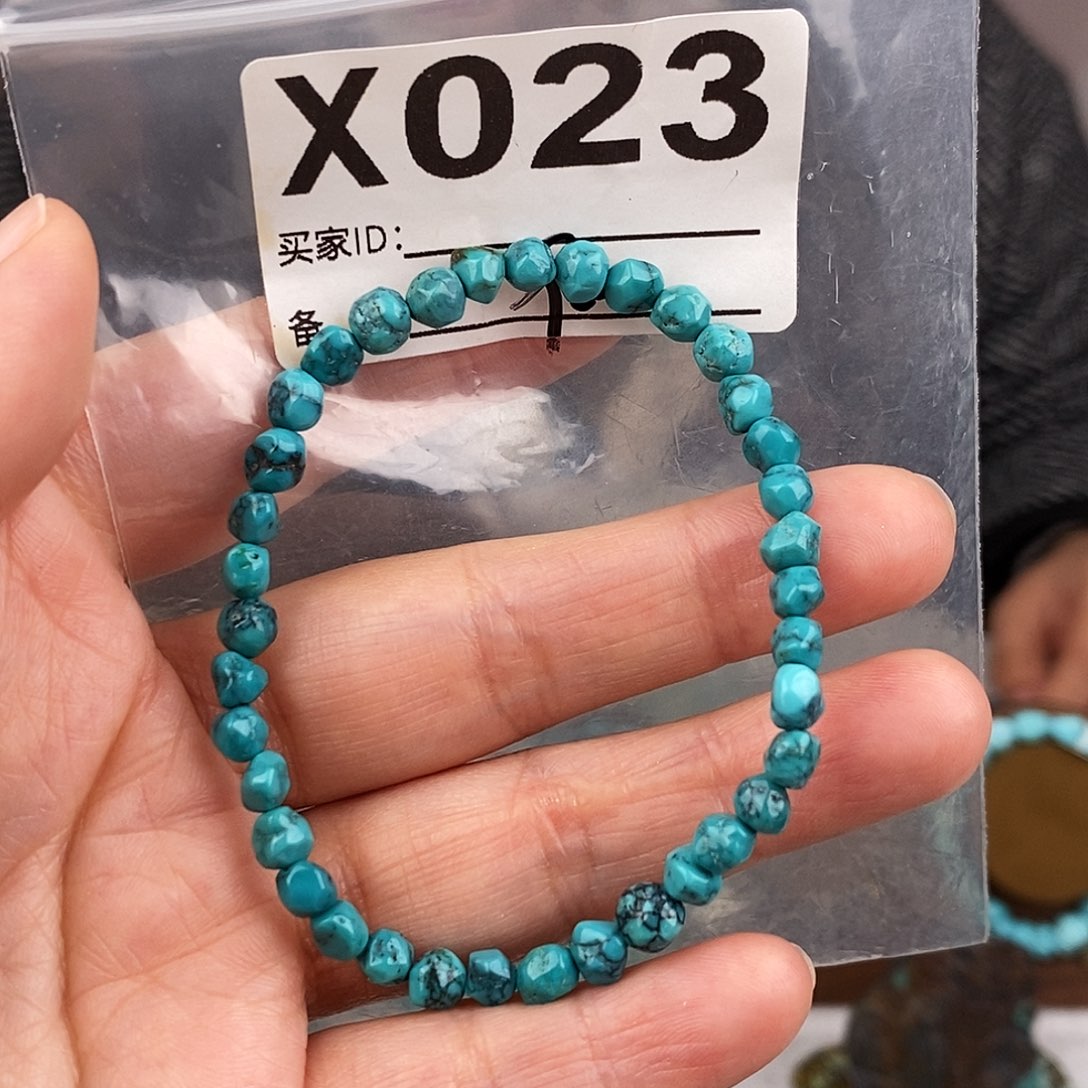 绿松石未镶嵌原矿