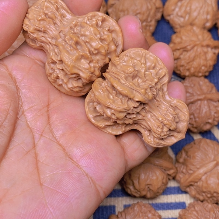 【闪购商品】文玩核桃吊坠邯****素葫芦