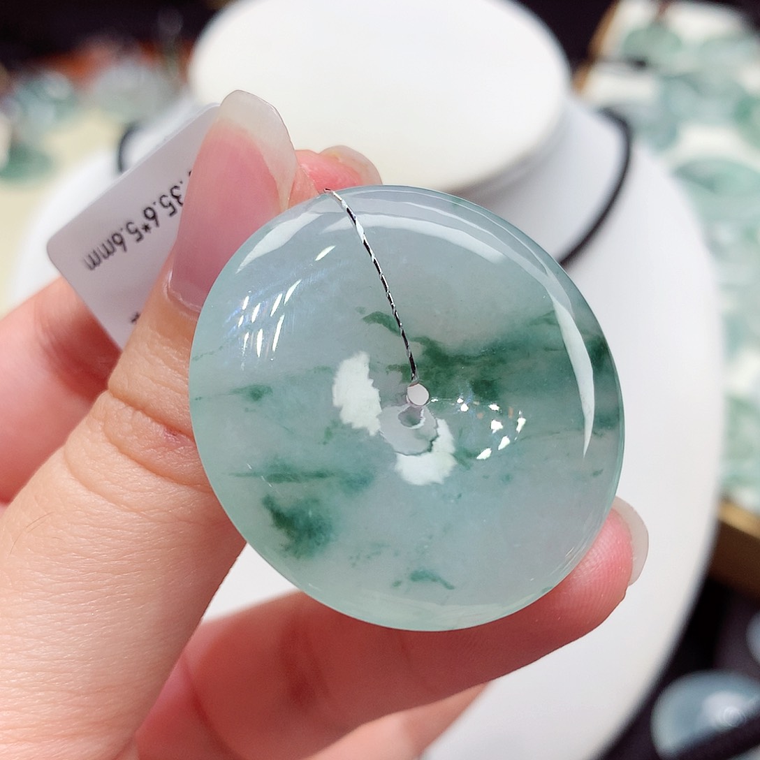 颈饰未镶嵌翡翠翡翠19，35.6/5.6