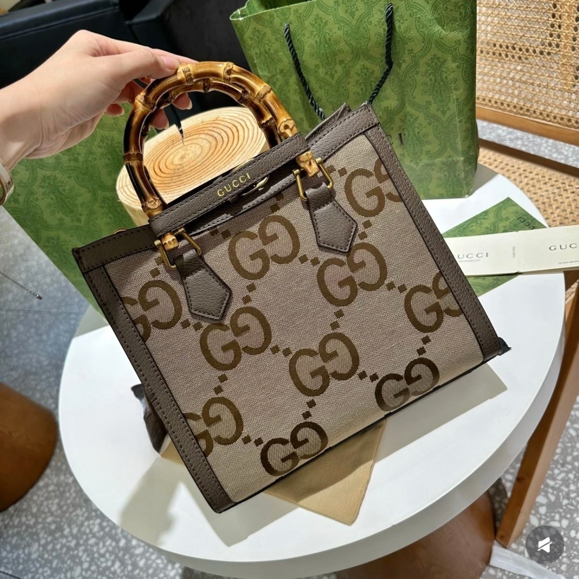 99新 GUCCI/古驰 【娇】戴安娜 竹节手柄 27 焦糖色 帆布 620846