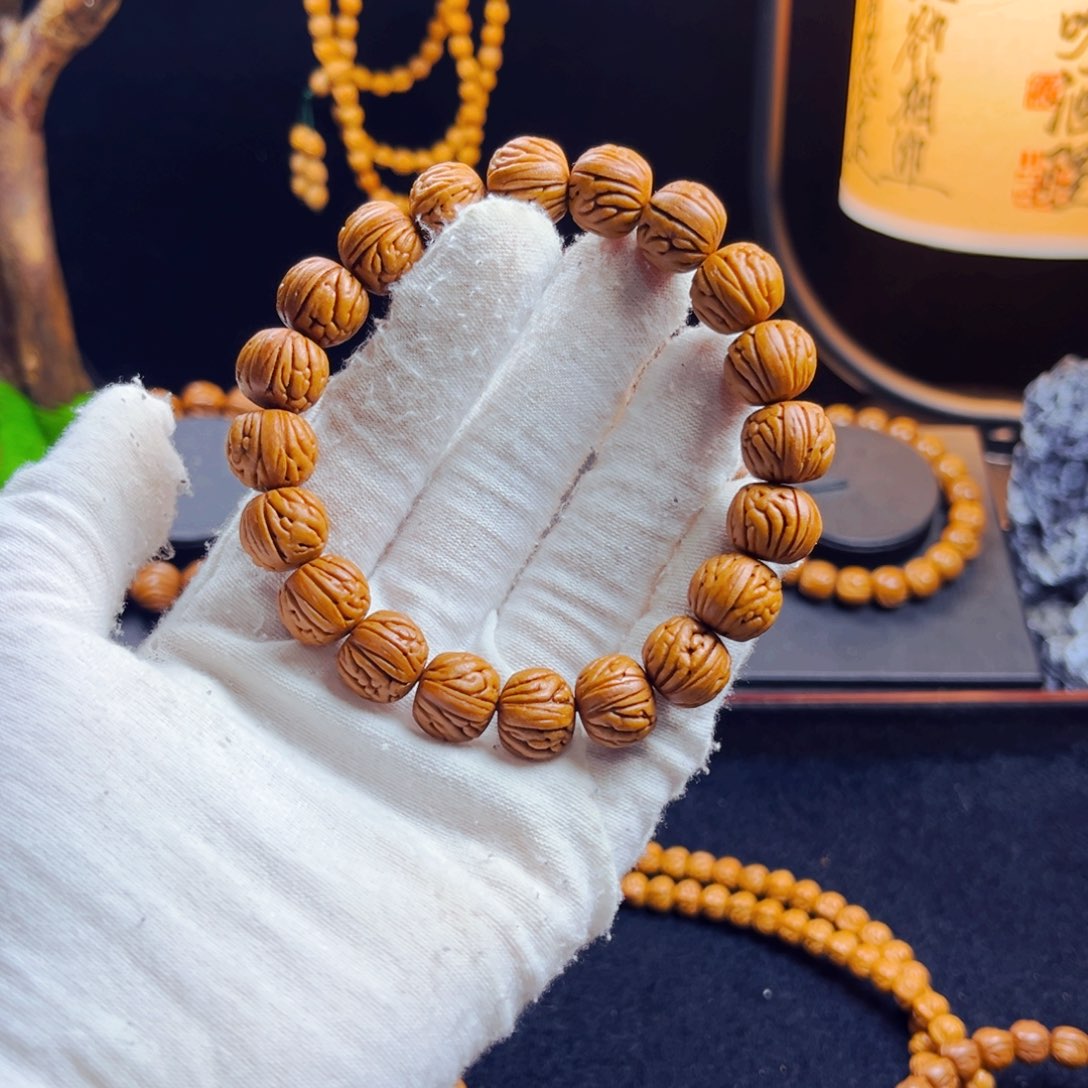 张***三吊坠桃核野生桃核