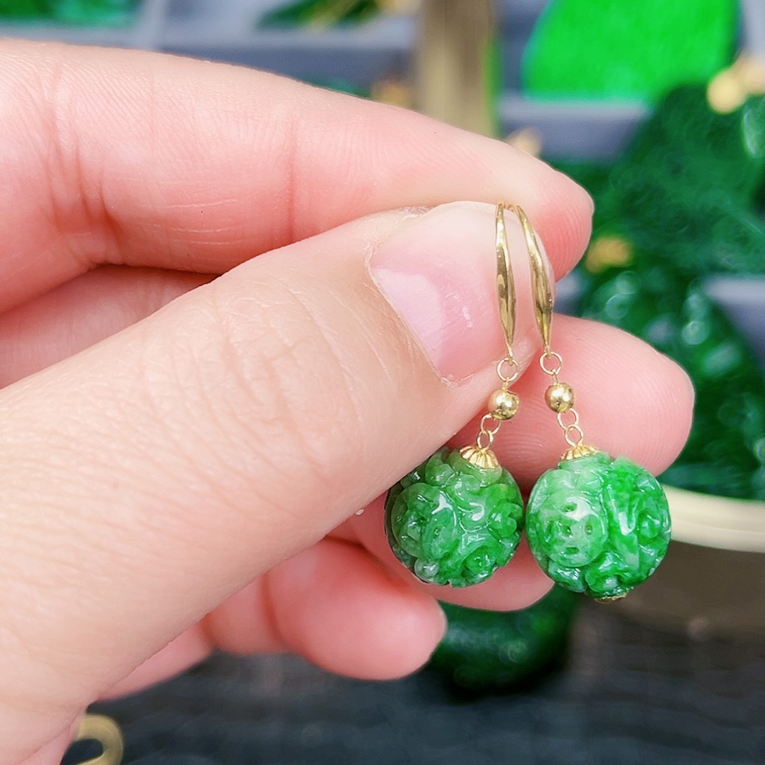 翡翠颈饰18K金镶嵌耳饰