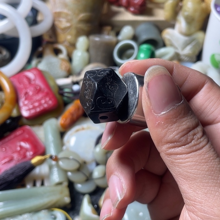 和田玉未镶嵌吊坠(不含链)