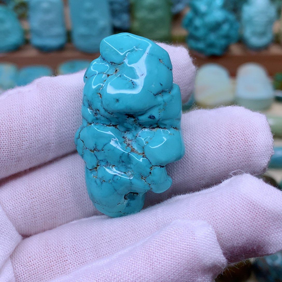 绿松石颈饰未镶嵌