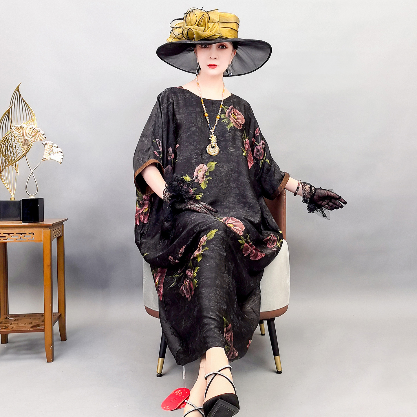 8561(8561-1)真丝大码新款爆款高端显瘦高贵夏季连衣裙