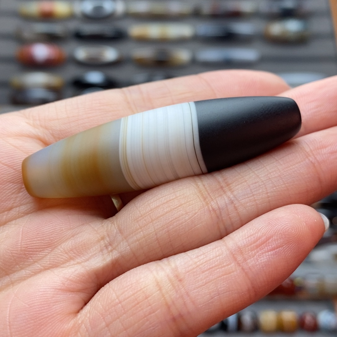 玛瑙/玉髓颈饰未镶嵌C****.