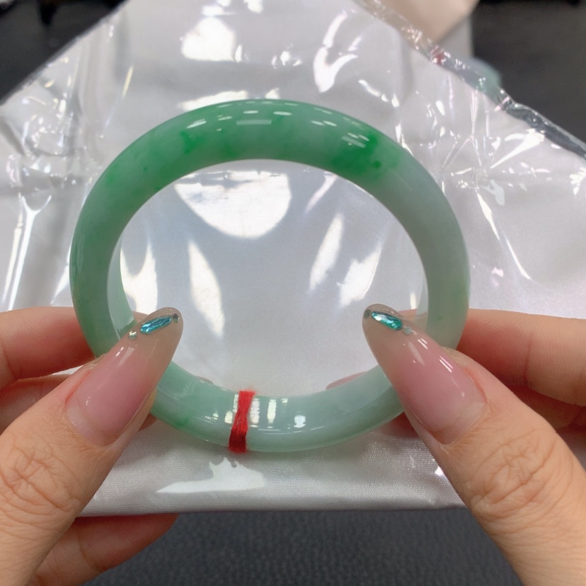 【闪购商品】翡翠手镯未镶嵌翡翠