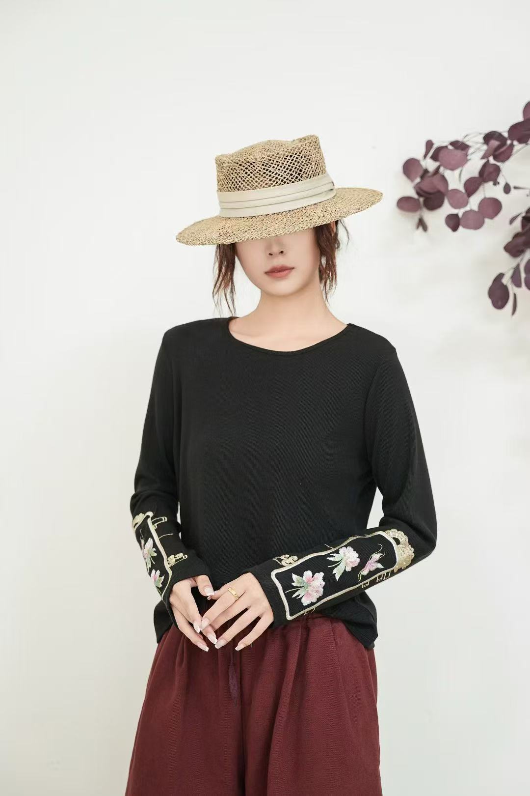 朵兹原2025秋季新款新中式国风刺绣花打底衫女宽松显瘦百搭上衣女