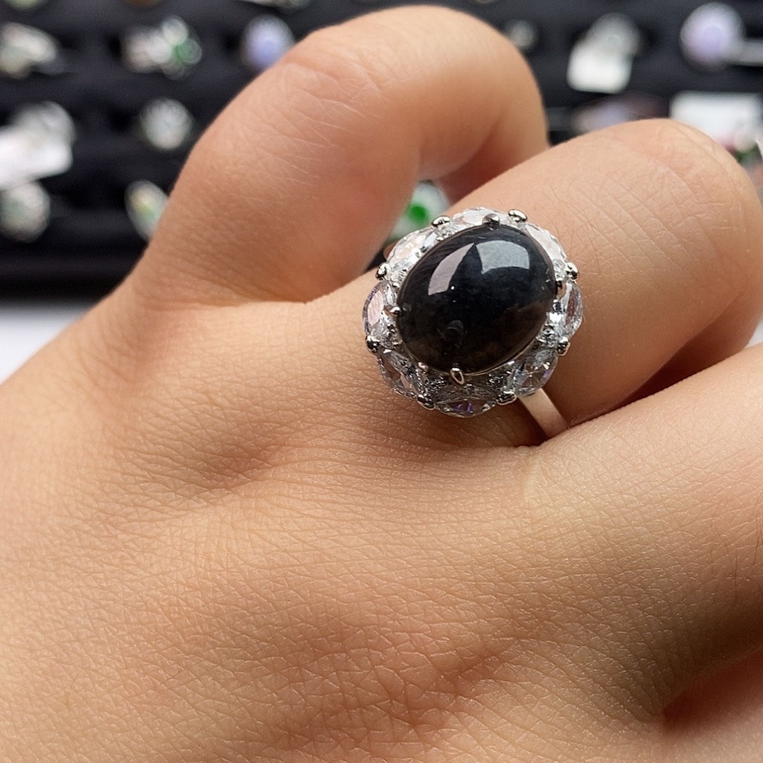 翡翠未镶嵌戒指翡翠