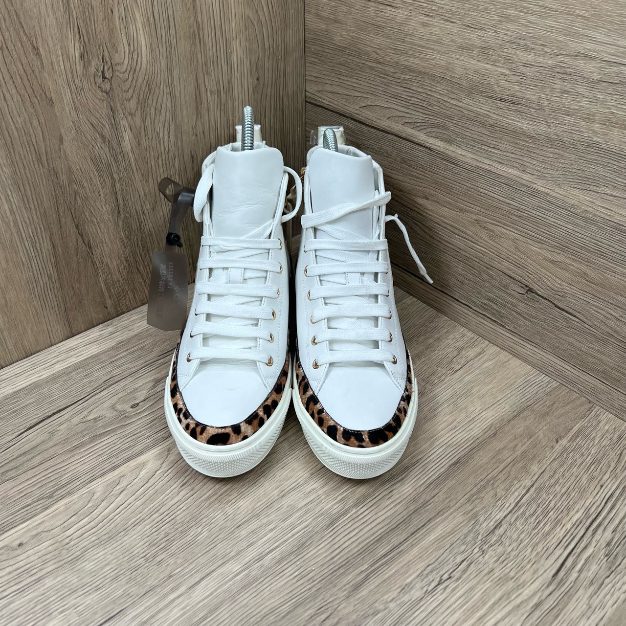 95新 LouisVuitton/路易威登 白色豹纹植绒高帮板鞋 39码/98新/无