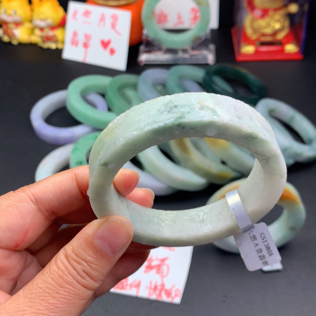 定制翡翠手镯未镶嵌