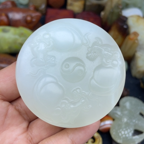 蛇纹石玉未镶嵌颈饰105