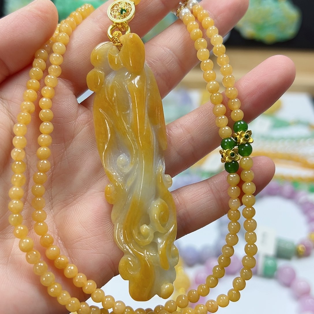 颈饰未镶嵌翡翠吊坠