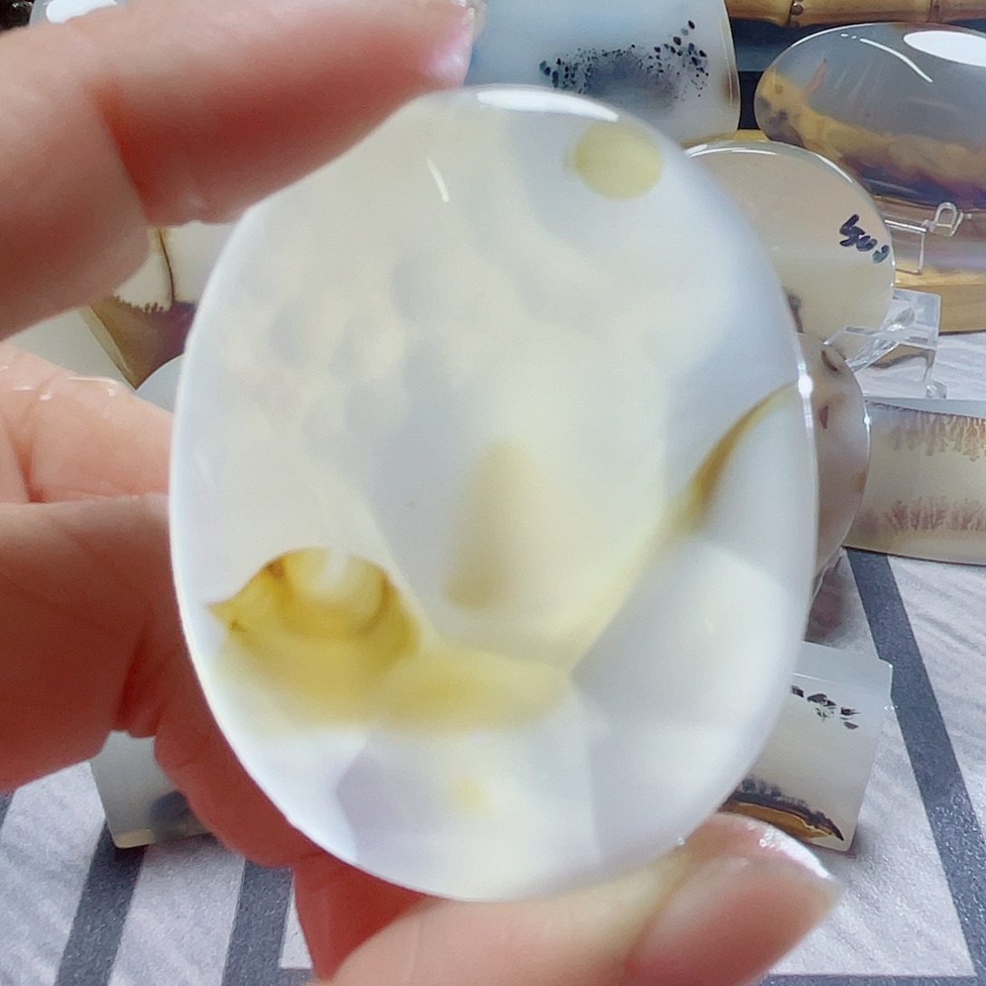 玛瑙/玉髓颈饰合金