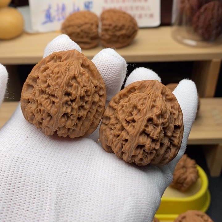 吊坠文玩核桃常****室正三角毕业38尺