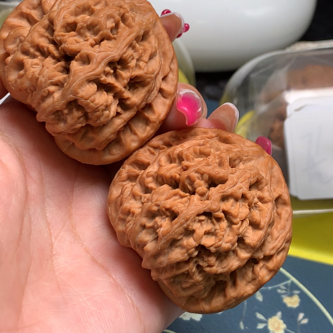 澜***湄把件文玩核桃48-32868-8