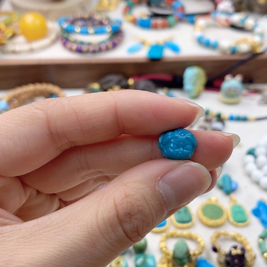 绿松石配饰未镶嵌