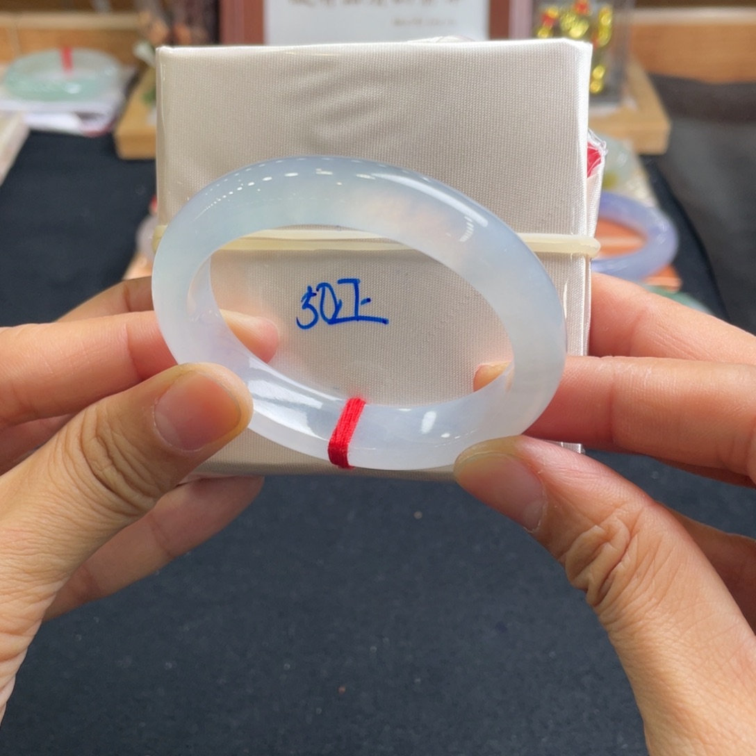 翡翠手镯未镶嵌52贵妃天然翡翠A货