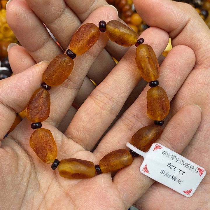 琥珀未镶嵌珠宝奇石