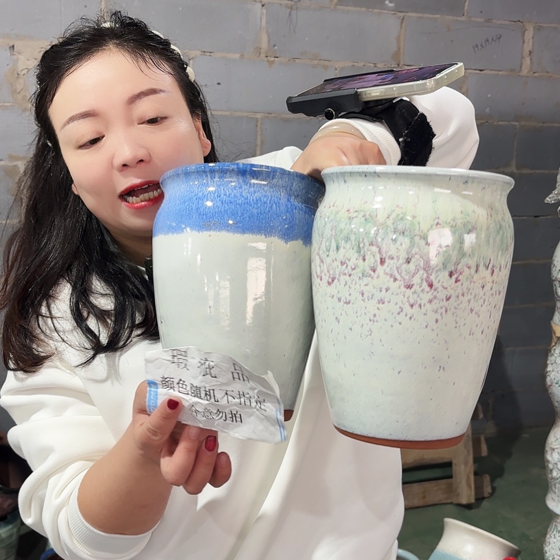 瑕疵两个高21/15紫砂