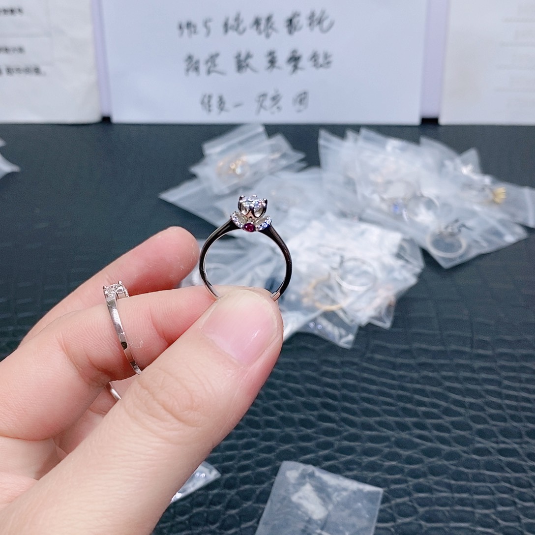 合成碳硅石925银真爱加冕50分17码