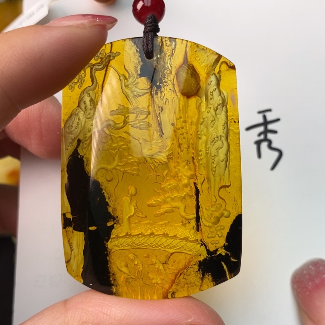 琥珀珠宝奇石未镶嵌