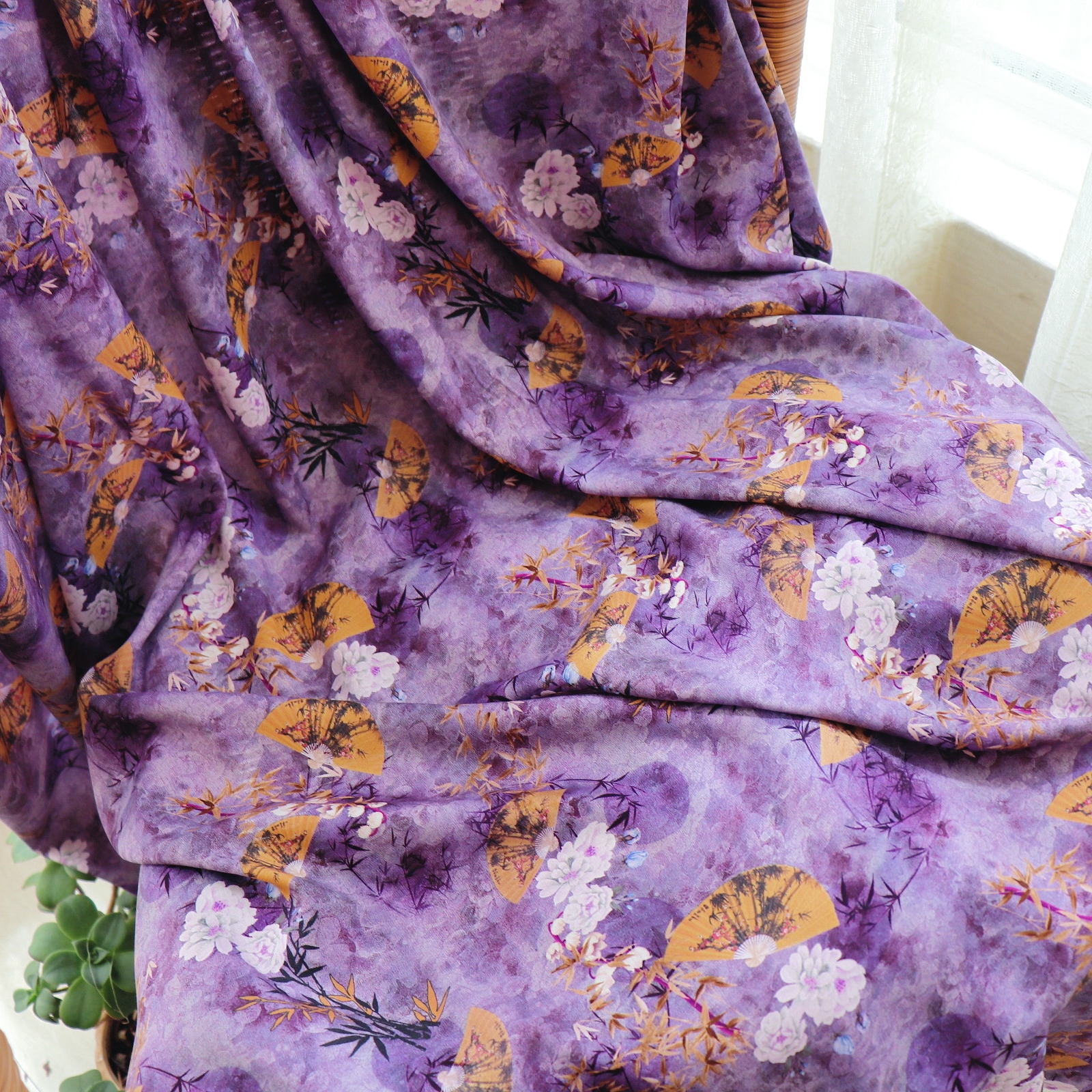 【2064两米包邮】轻薄人造棉香云锻数码印花棉绸面料（非七天无理由）