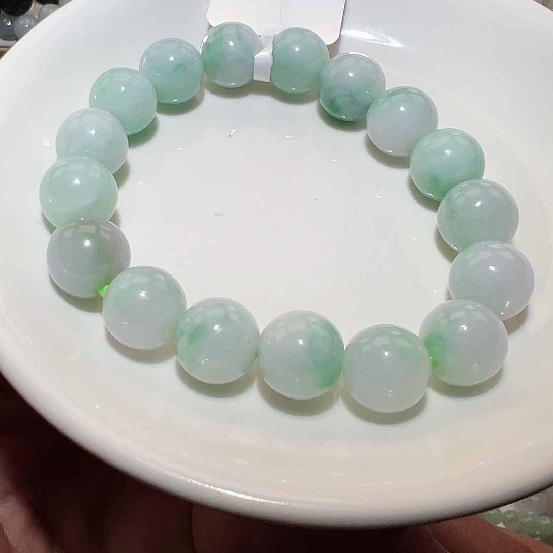 翡翠手链未镶嵌天然翡翠