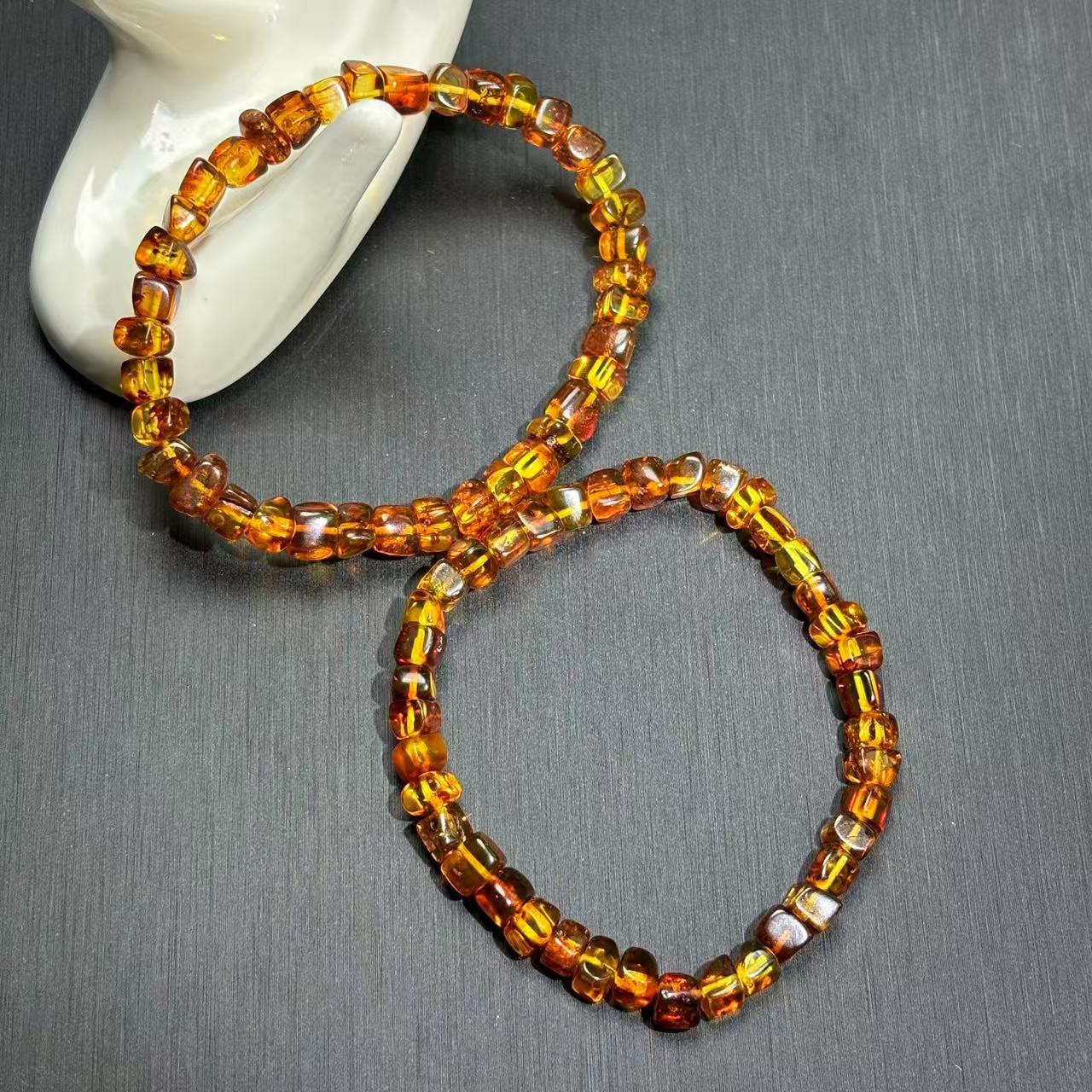 M2555-琥珀虫花珀手串-多样性发其一