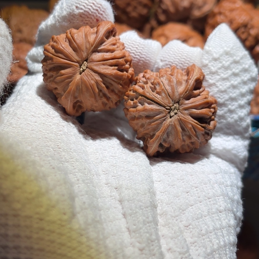 别***看文玩核桃吊坠全品对歪球体磨盘