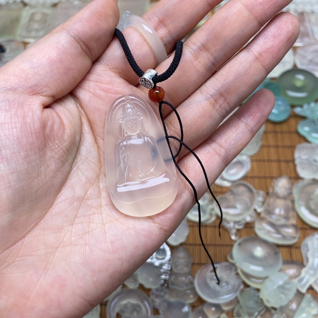 未镶嵌蛇纹石玉颈饰西*啊