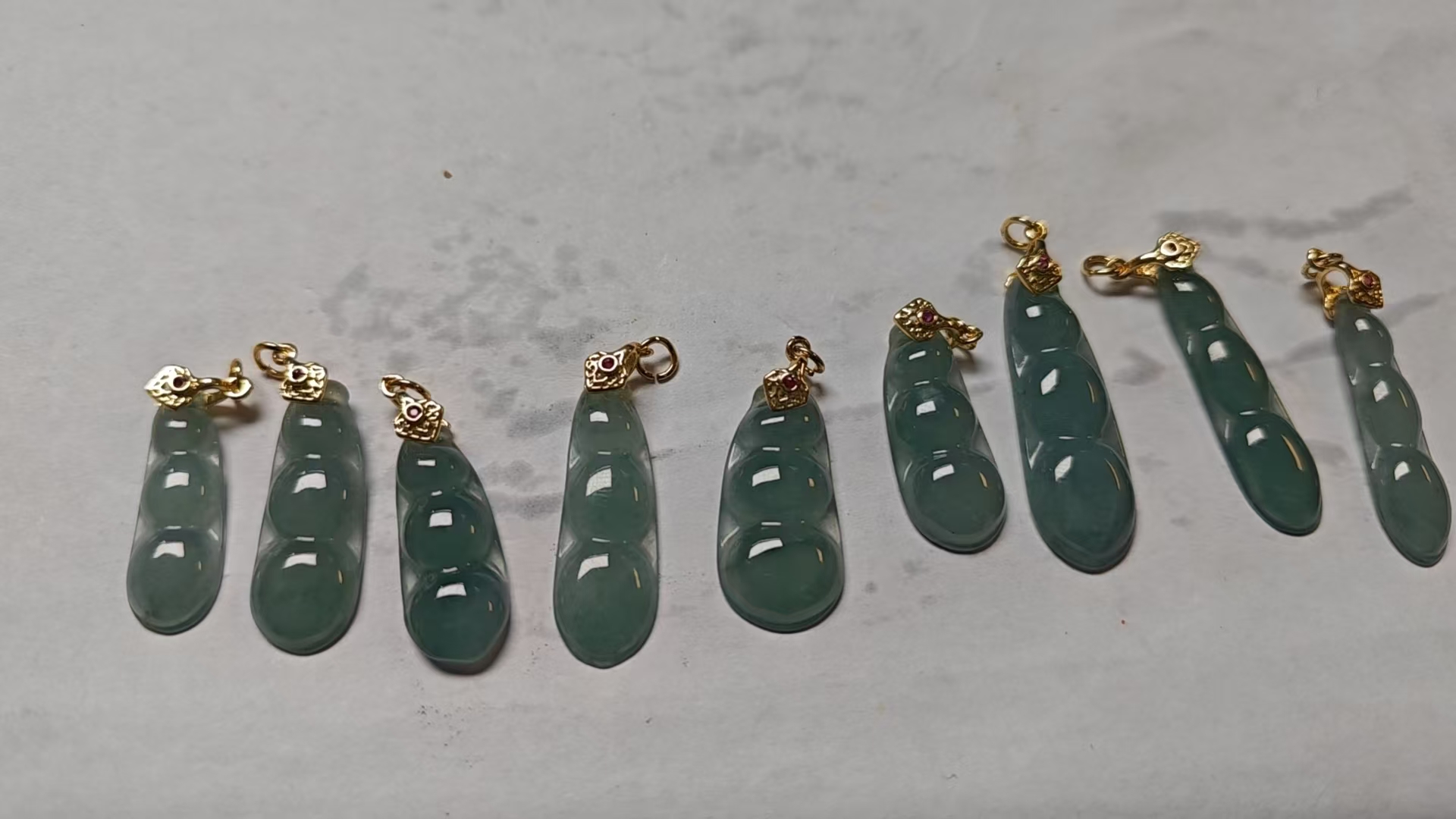 翡翠四季豆吊坠多样性发其一C-768