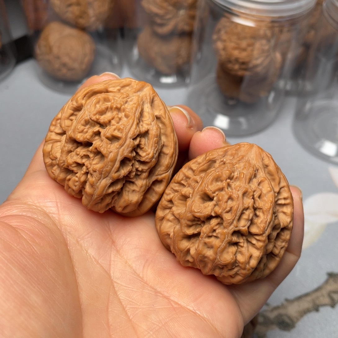 【闪购商品】文玩核桃吊坠粗筋………