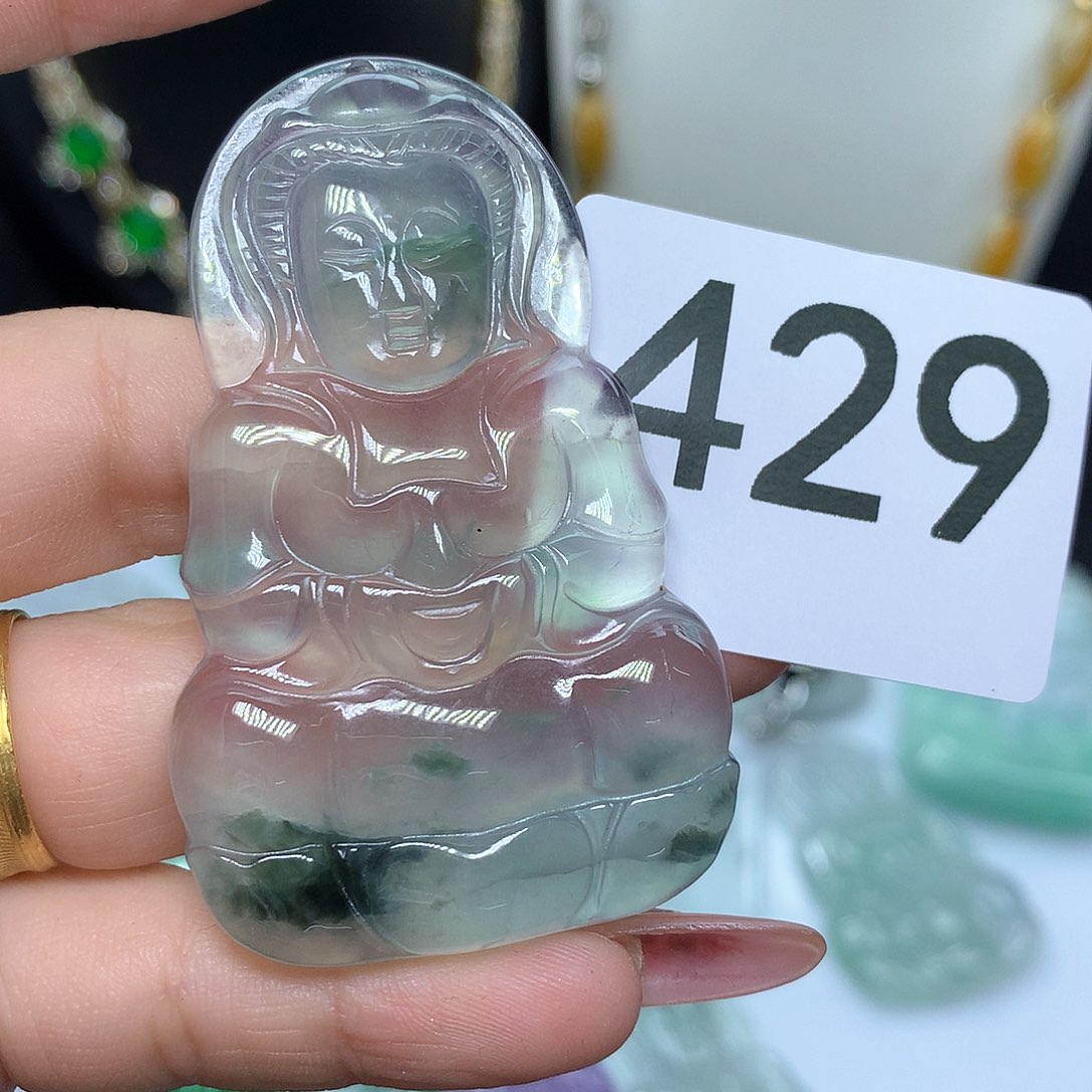 翡翠吊坠(赠链)未镶嵌