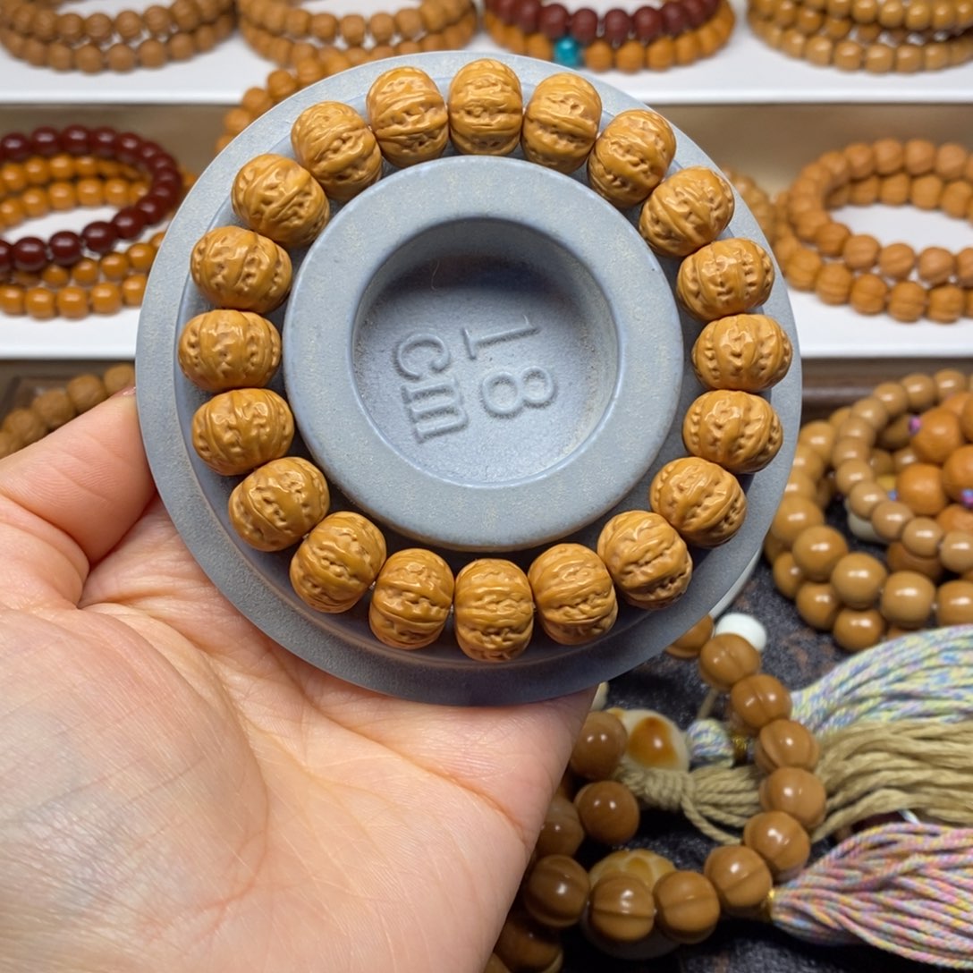 【闪购商品】手串猴头核桃朱****?矮壮八棱14mm