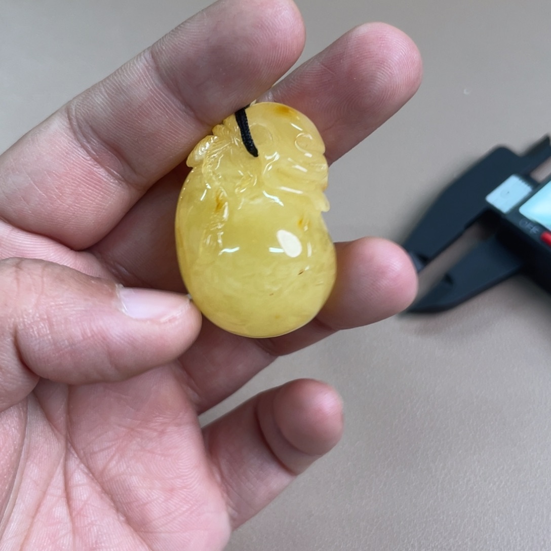 琥珀裸石未镶嵌05400000000